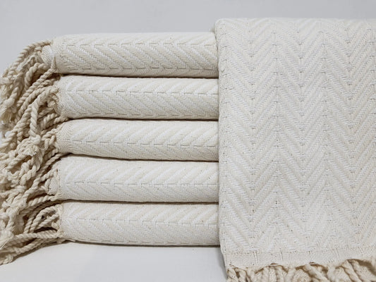 Bathroom Towel,White And Cream Towel,Turkish Towel,40"x70",Turkish Peshtemal,Housewarming Gift,Chevron Towel,Yoga Towel,Hammam Towel,32RS63